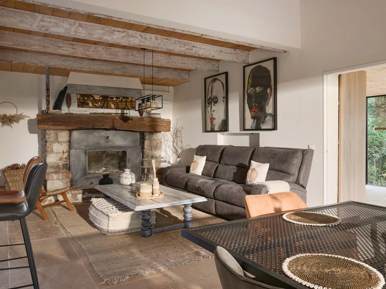 Villa for Sale in Mandelieu La Napoule, Cannes Area 8