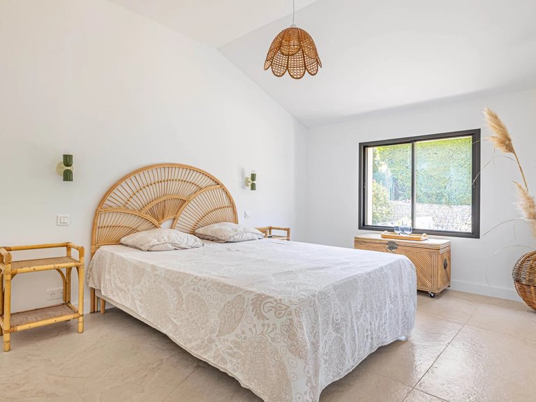 Villa for Sale in Cannes, Cannes Area 11
