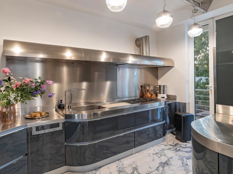Villa for Sale in Le Cannet, Cannes Area 12