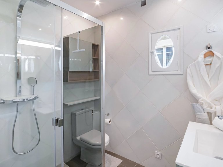Villa for Sale in Le Cannet, Cannes Area 18