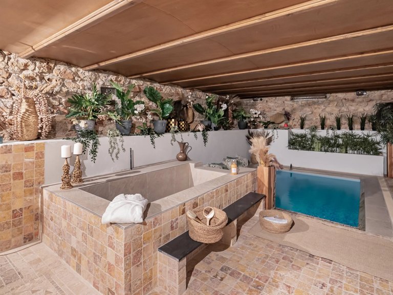 Villa for Sale in Le Cannet, Cannes Area 7