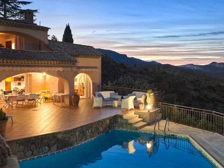 Villa for Sale in Theoule Sur Mer, Cannes Area 19
