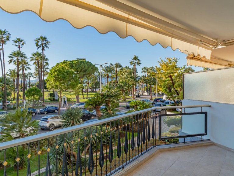 Apartment for Sale in Cannes, Cannes Area 1