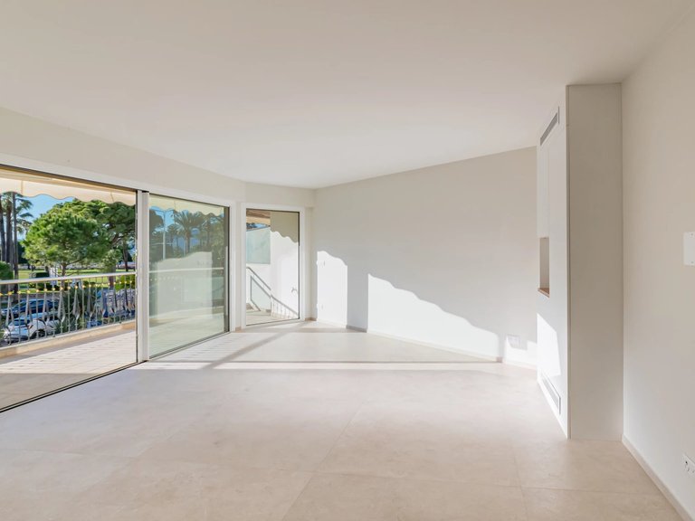 Apartment for Sale in Cannes, Cannes Area 7