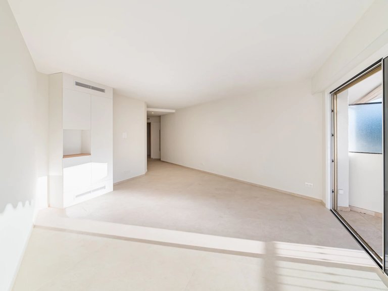 Apartment for Sale in Cannes, Cannes Area 8