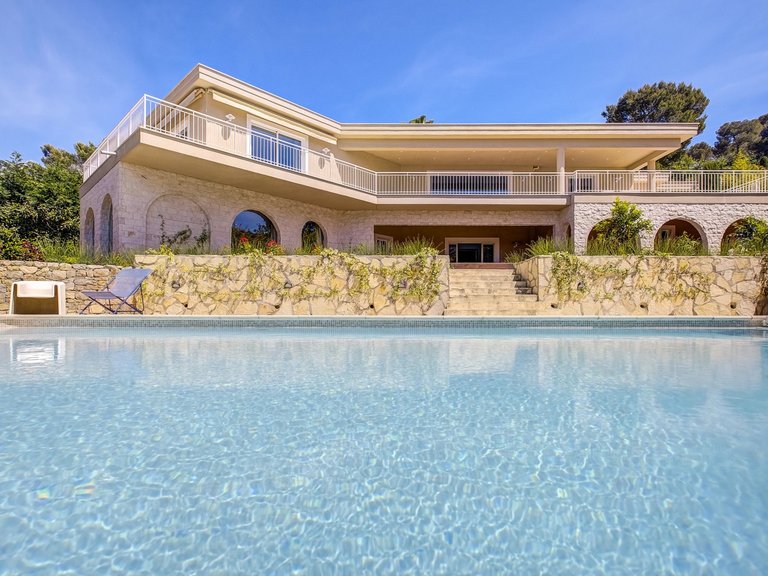 Villa for Sale in Mougins, Mougins, Valbonne, Grasse Area 1