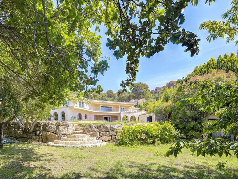 Villa for Sale in Mougins, Mougins, Valbonne, Grasse Area 5