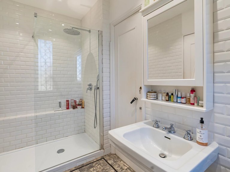 Villa for Sale in Le Golfe Juan, Antibes Area 18