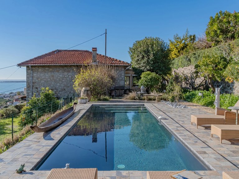 Villa for Sale in Le Golfe Juan, Antibes Area 6