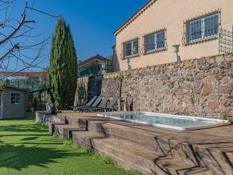 Villa for Sale in Le Golfe Juan, Antibes Area 9