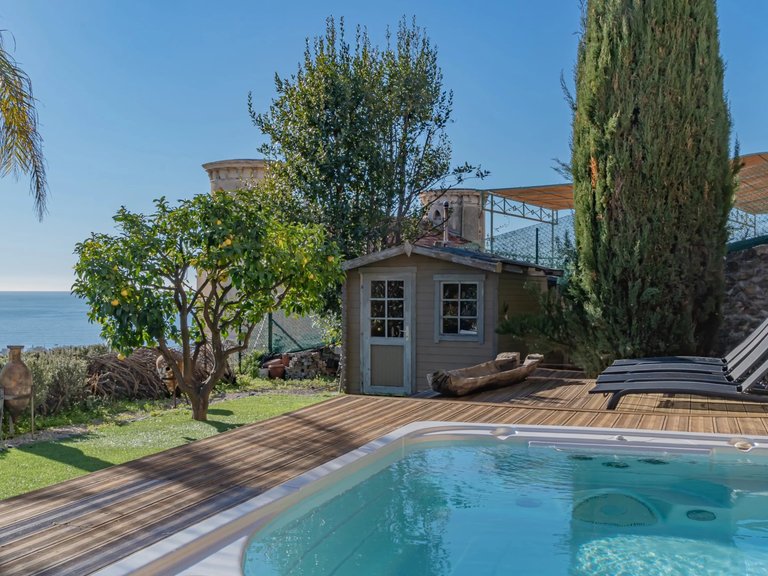 Villa for Sale in Le Golfe Juan, Antibes Area 10