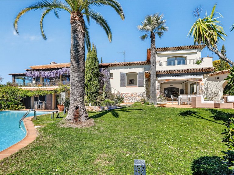 Villa for Sale in Cannes, Cannes Area 4