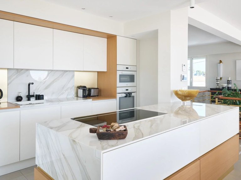 Villa for Sale in Le Golfe Juan, Antibes Area 13