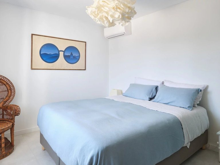 Villa for Sale in Le Golfe Juan, Antibes Area 16