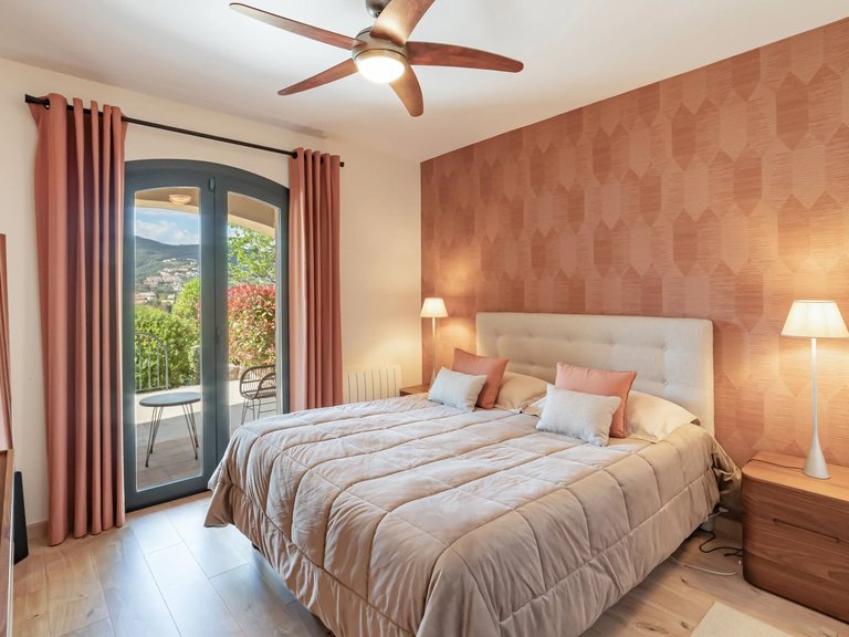 Villa for Sale in Mandelieu La Napoule, Cannes Area 17