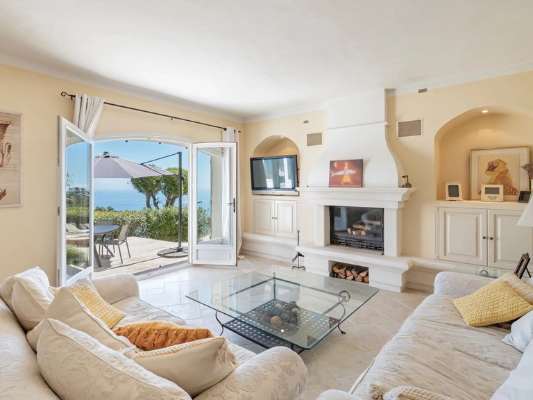 Villa for Sale in Theoule Sur Mer, Cannes Area 6