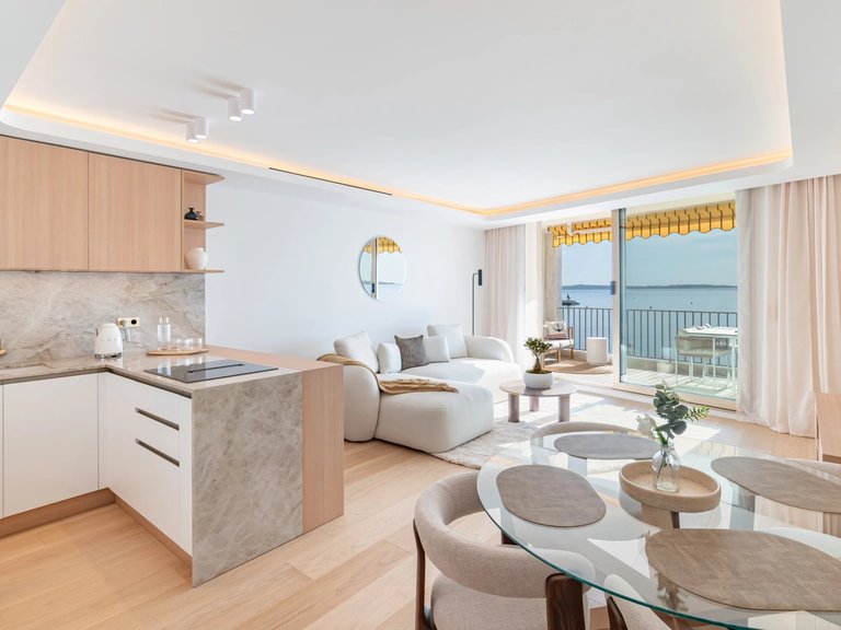 Apartment for Sale in Cannes, Cannes Area 3