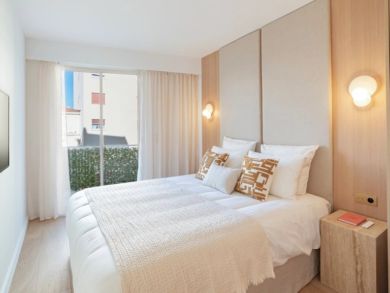 Apartment for Sale in Cannes, Cannes Area 8