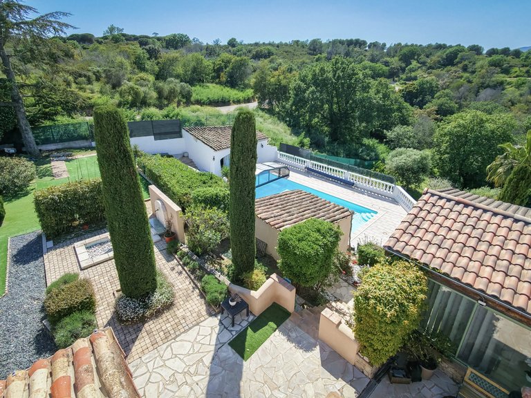 Villa for Sale in Cannes, Cannes Area 5