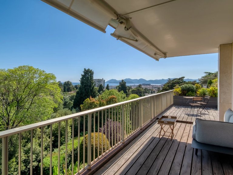 Apartment for Sale in Cannes, Cannes Area 5