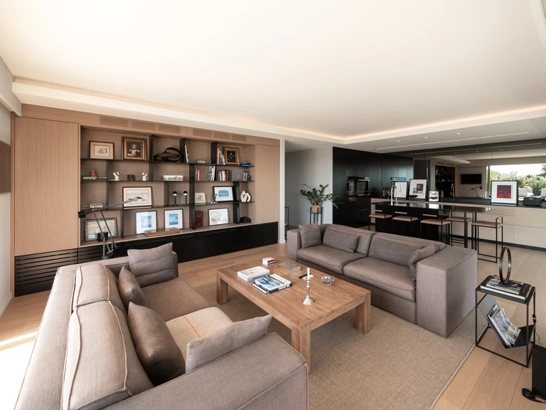 Apartment for Sale in Cannes, Cannes Area 7