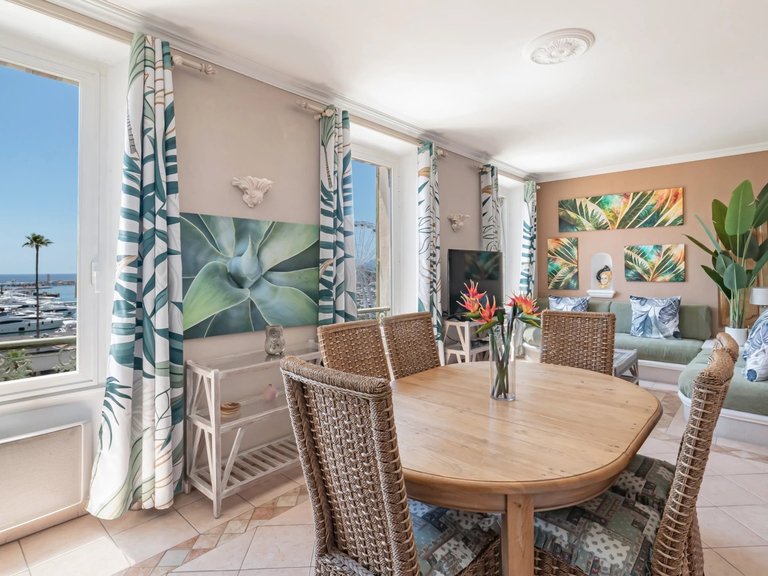 Apartment for Sale in Cannes, Cannes Area 5