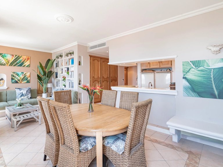 Apartment for Sale in Cannes, Cannes Area 6