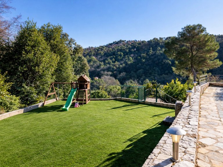 Villa for Sale in Vence, Vence, St. Paul Area 3