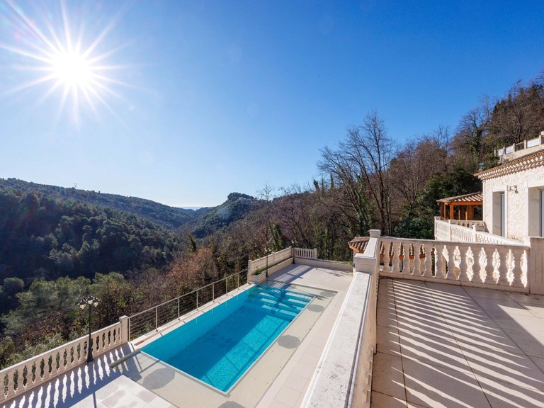 Villa for Sale in Vence, Vence, St. Paul Area 4