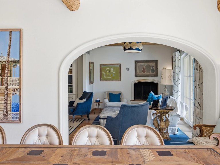 Villa for Sale in St Paul, Vence, St. Paul Area 9