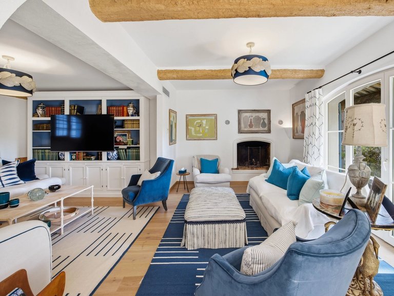 Villa for Sale in St Paul, Vence, St. Paul Area 10