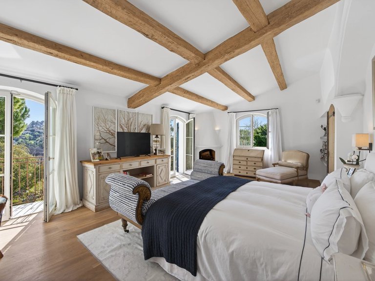 Villa for Sale in St Paul, Vence, St. Paul Area 15