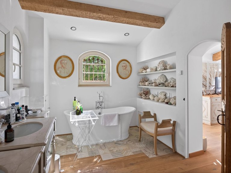 Villa for Sale in St Paul, Vence, St. Paul Area 16