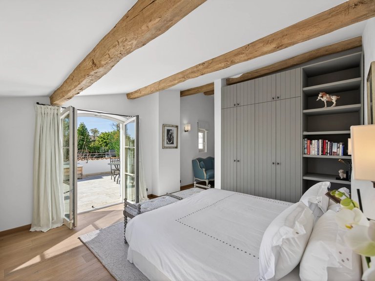 Villa for Sale in St Paul, Vence, St. Paul Area 18