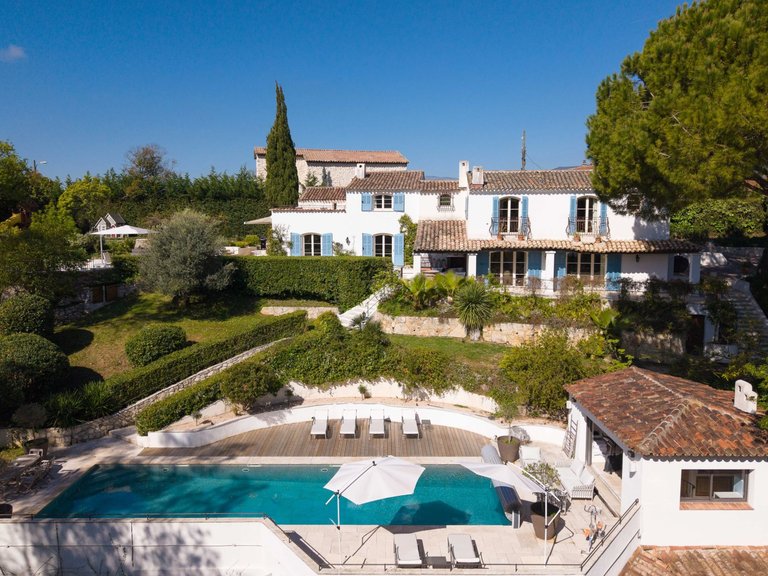 Villa for Sale in St Paul, Vence, St. Paul Area 2