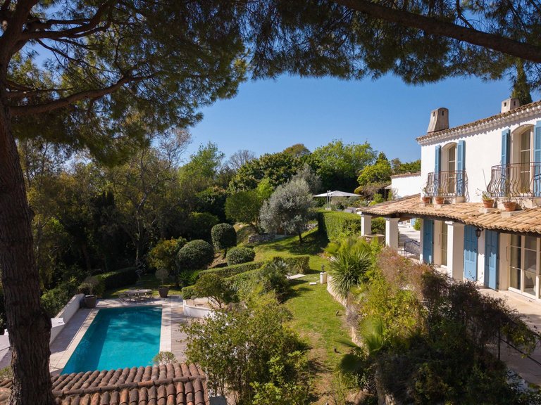 Villa for Sale in St Paul, Vence, St. Paul Area 3
