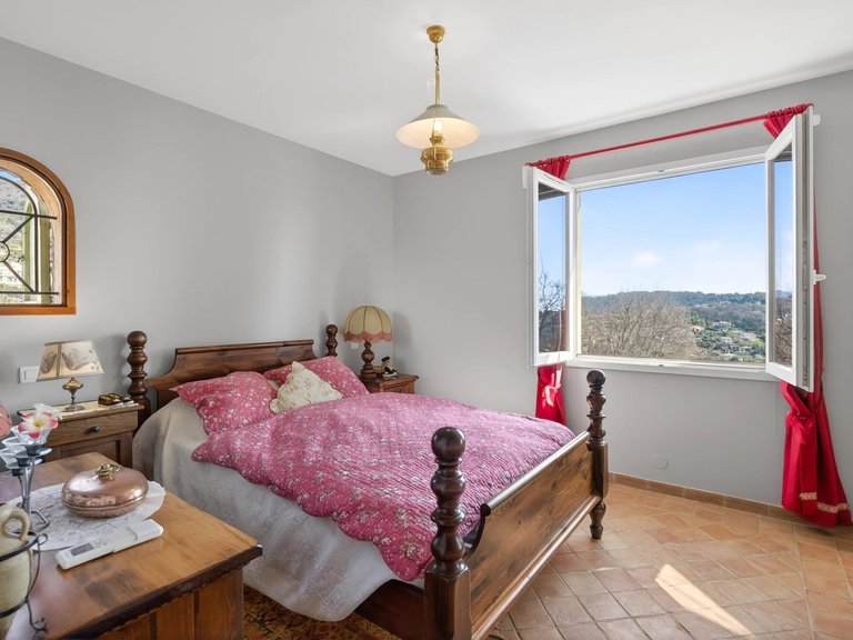 Villa for Sale in Vence, Vence, St. Paul Area 11