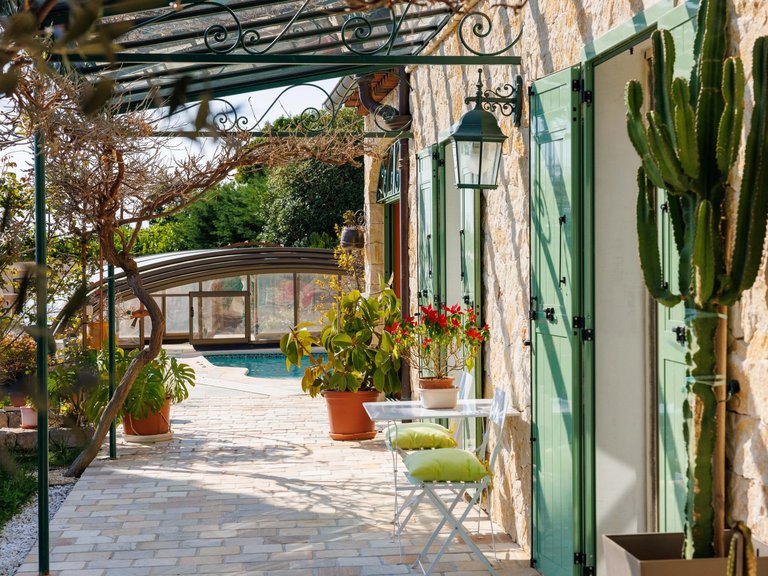 Villa for Sale in Vence, Vence, St. Paul Area 4
