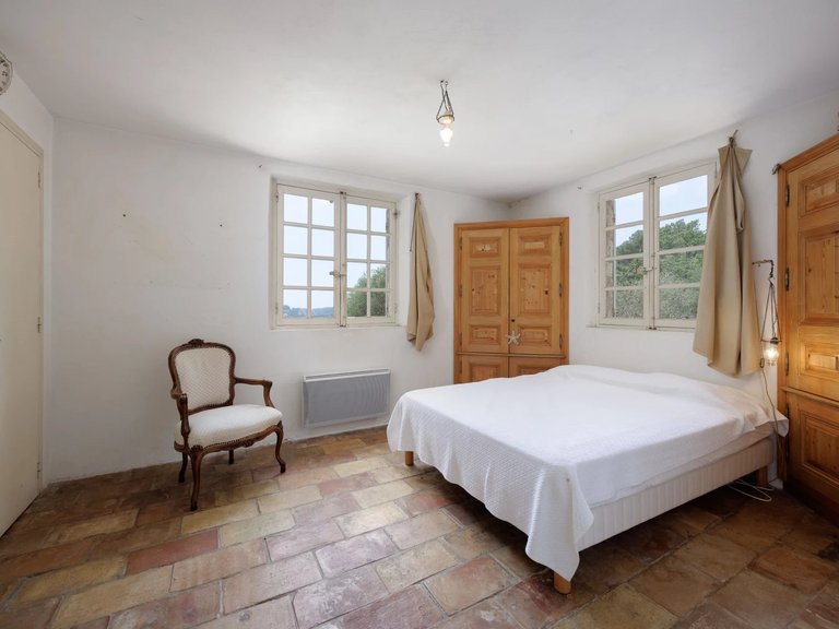 Villa for Sale in La Colle Sur Loup, Vence, St. Paul Area 11