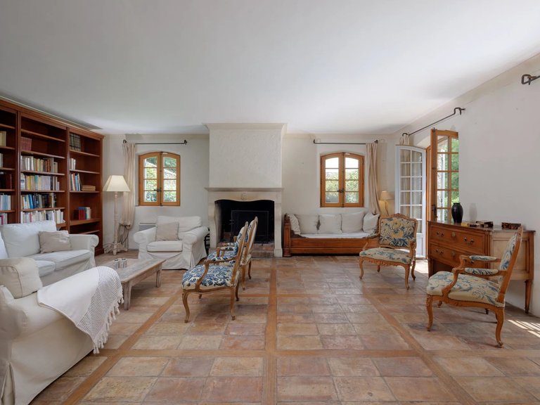 Villa for Sale in La Colle Sur Loup, Vence, St. Paul Area 6