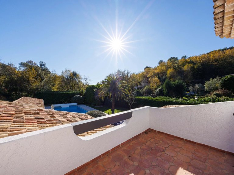 Villa for Sale in La Colle Sur Loup, Vence, St. Paul Area 13