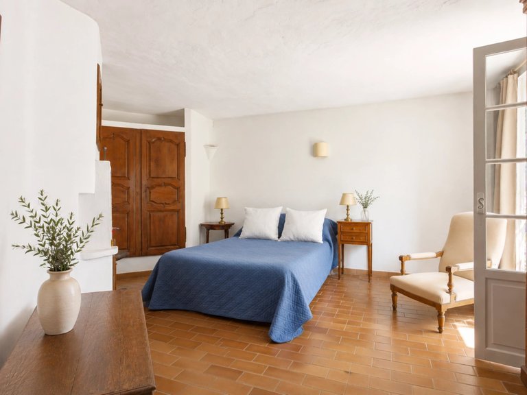 Villa for Sale in Vence, Vence, St. Paul Area 14