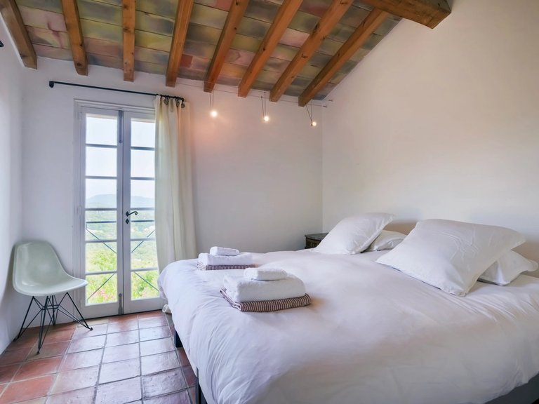 Villa for Sale in La Croix Valmer, St. Tropez, Grimaud Area 9