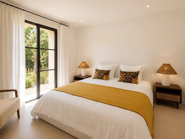 Villa for Sale in La Croix Valmer, St. Tropez, Grimaud Area 8