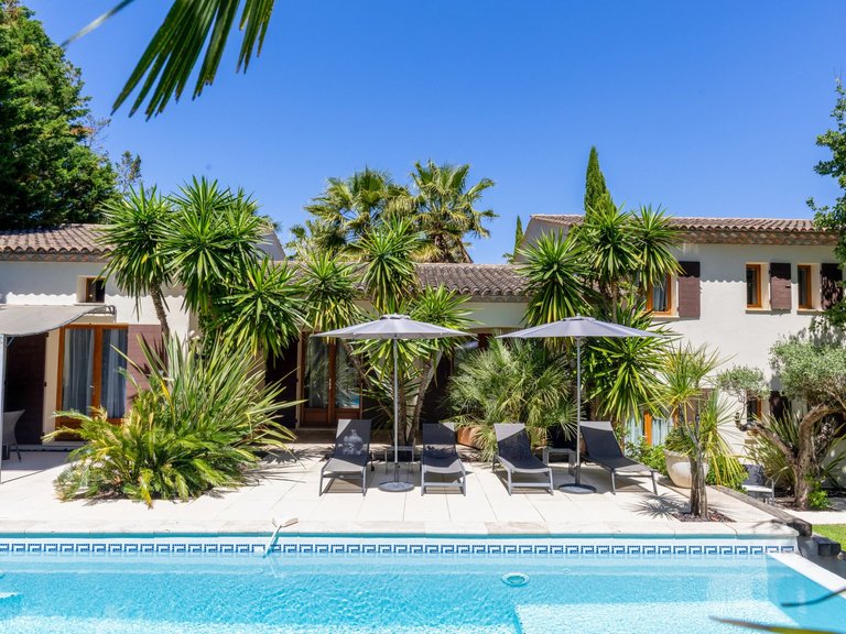Villa for Sale in Grimaud, St. Tropez, Grimaud Area 1
