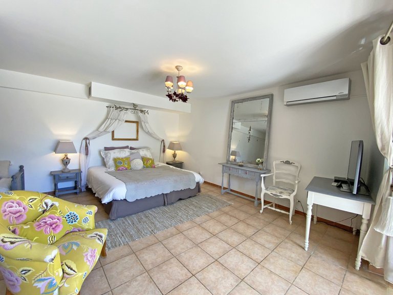 Villa for Sale in Le Rouret, Mougins, Valbonne, Grasse Area 13
