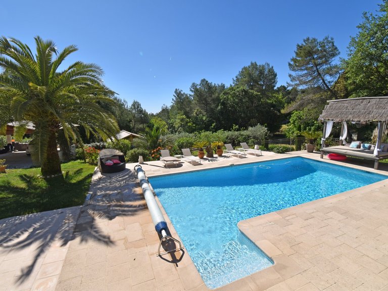 Villa for Sale in Le Rouret, Mougins, Valbonne, Grasse Area 4