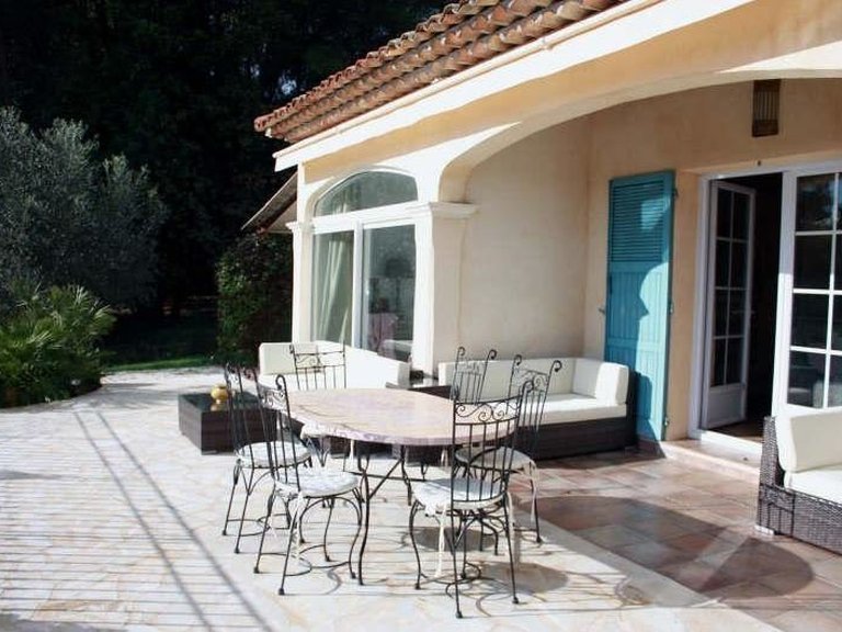 Villa for Sale in Le Rouret, Mougins, Valbonne, Grasse Area 5