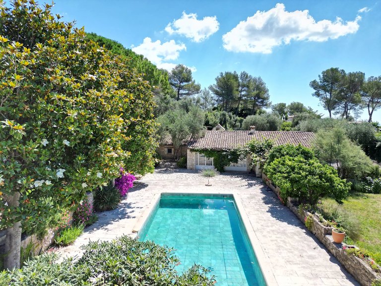 Villa for Sale in Le Rouret, Mougins, Valbonne, Grasse Area 6