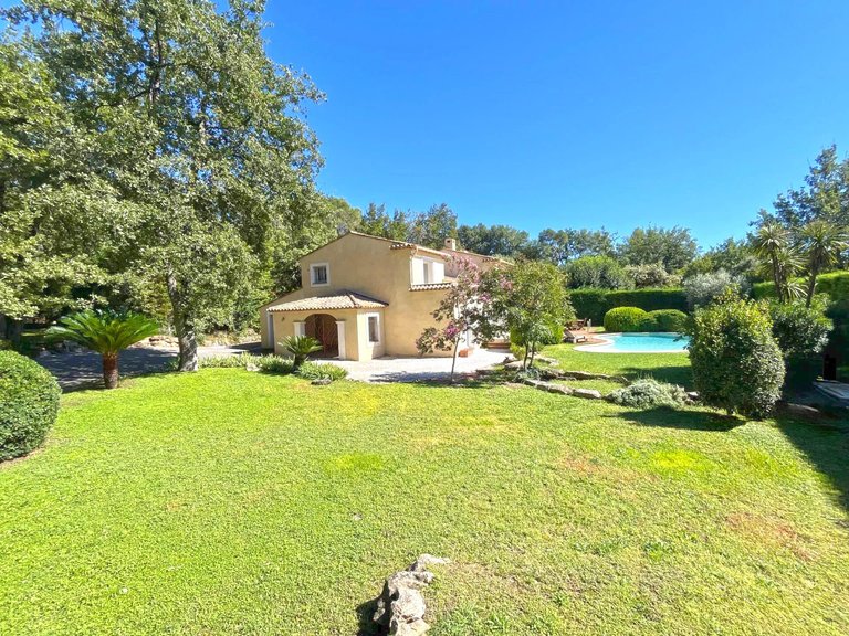 Villa for Sale in Roquefort Les Pins, Mougins, Valbonne, Grasse Area 2